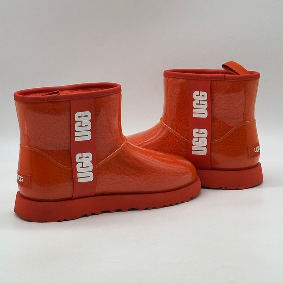 UGG Classic Clear Mini Boots. Size 9 - Picture 8 of 9